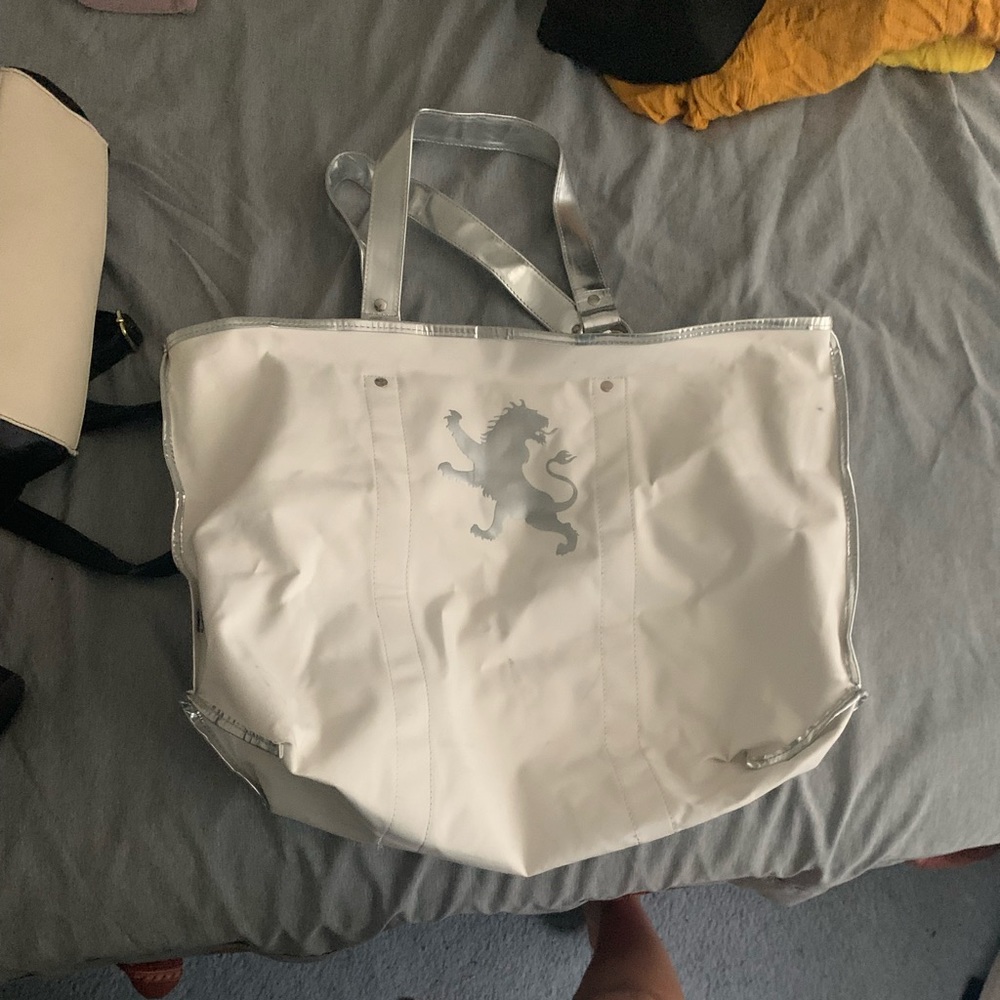 Large reversible tote bag